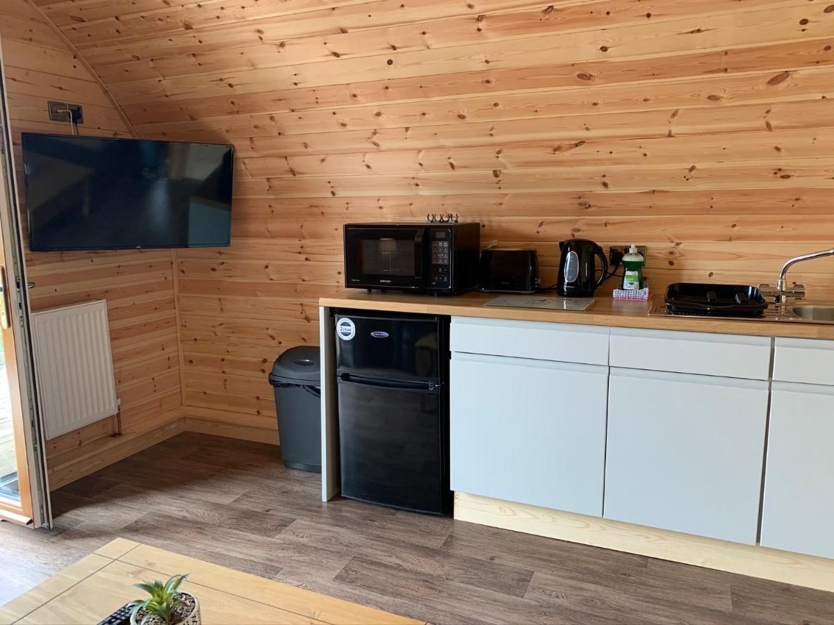 Pond View Pod 3 With Private Hot Tub -Fife - Loch Leven - Lomond Hills Villa Kelty Eksteriør bilde